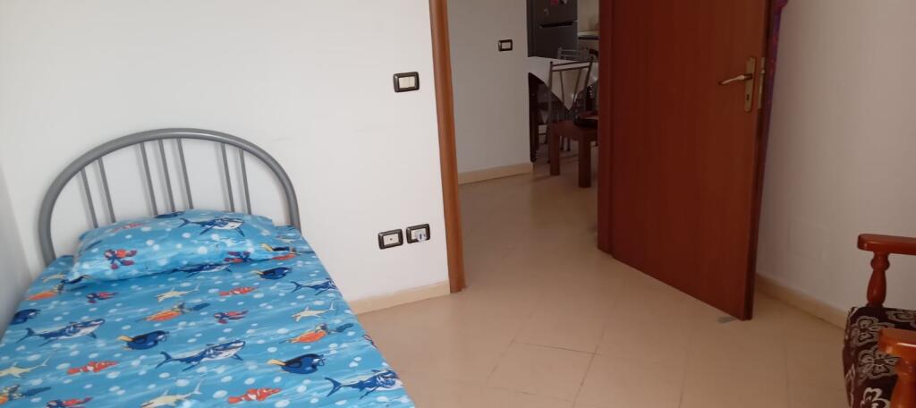 Apartament komod me ventilim, dritë dhe pamje të bukur