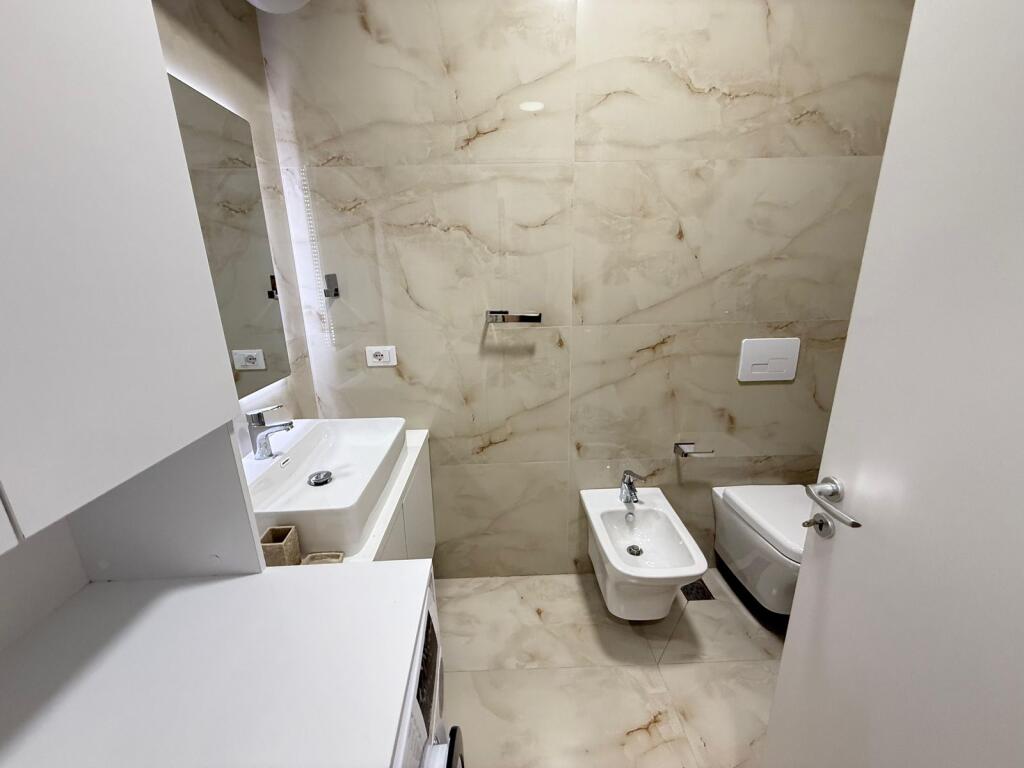📣 AFFITTO SUPER Appartamento 2+1 Con 2 Bagni 📍 Vicino alla Stazione Ferroviaria 💶 Prezzo 700 Euro