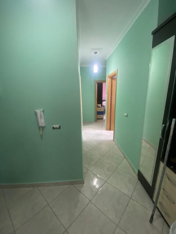 Jepet me qira 2+1 YZBERISHT TE KMY 350€