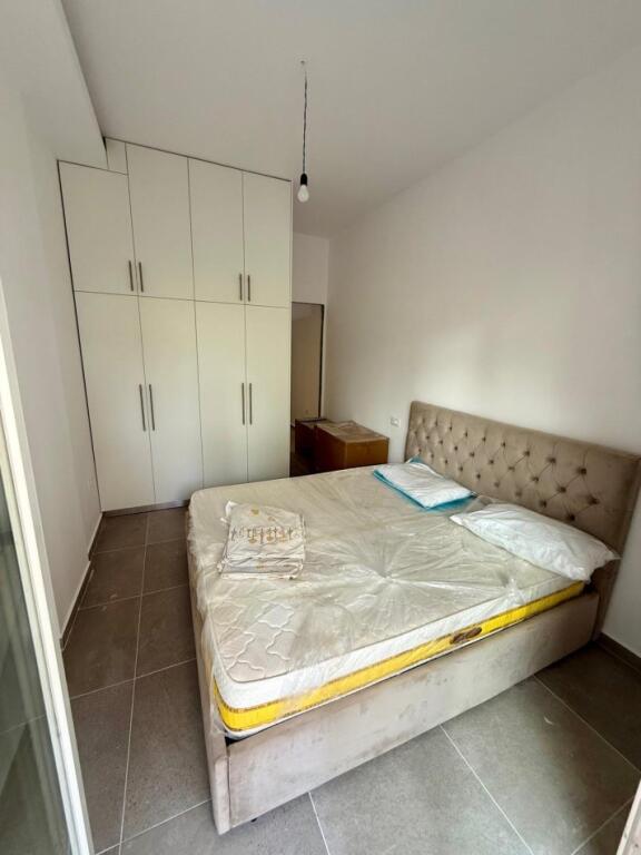 APARTAMENT ME QERA 1+1 SELITE 450 EURO