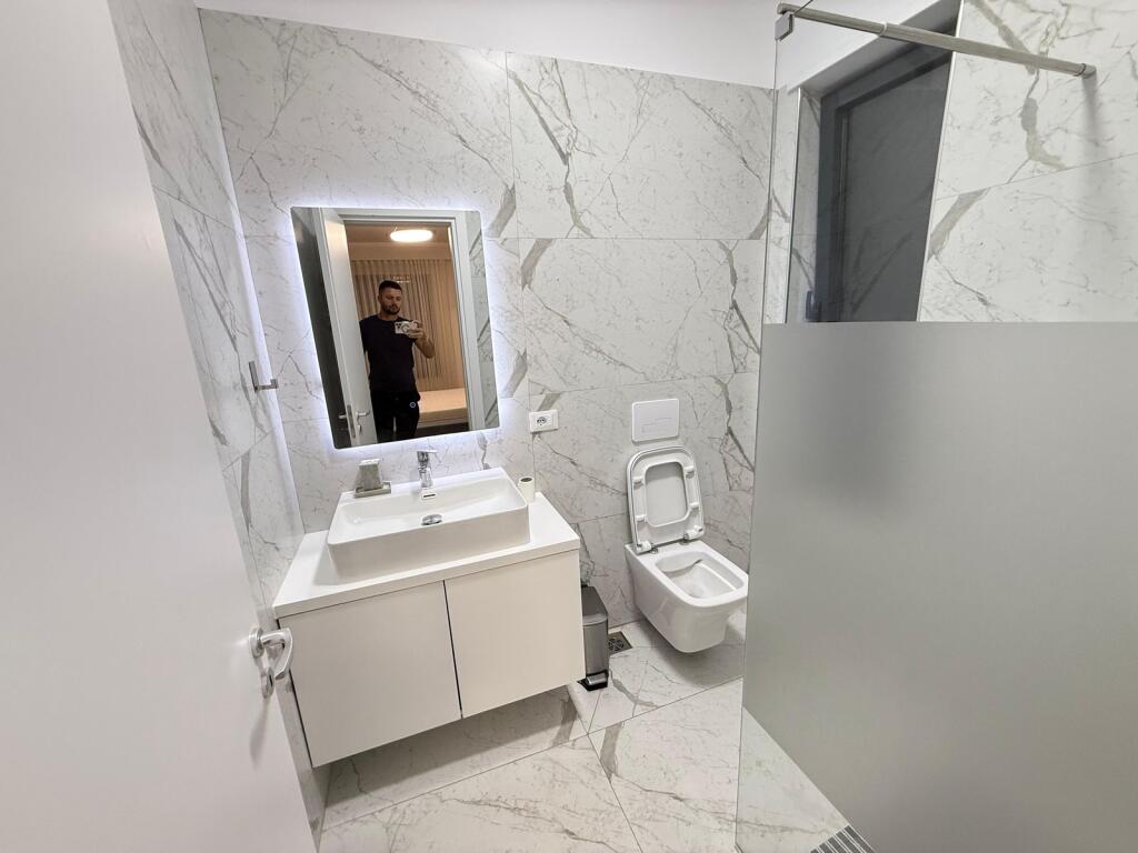 📣 AFFITTO SUPER Appartamento 2+1 Con 2 Bagni 📍 Vicino alla Stazione Ferroviaria 💶 Prezzo 700 Euro