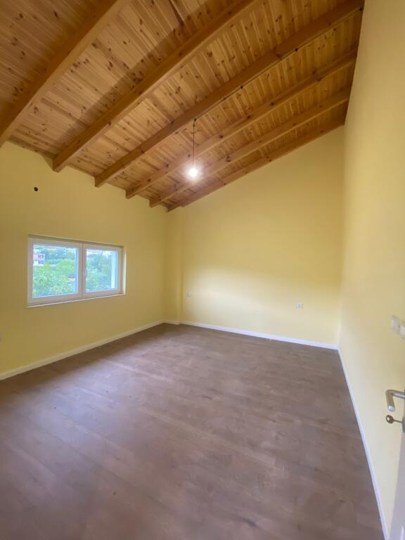 Villa for Rent in Kombinat - Office Use – 200m² Yard