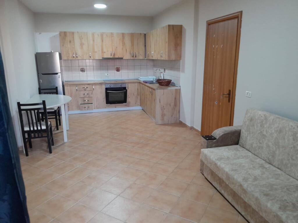 Jepet me qira apartament 2+1 ASTIR BULEVARD TE BAR OXYGEN 400 mije leke