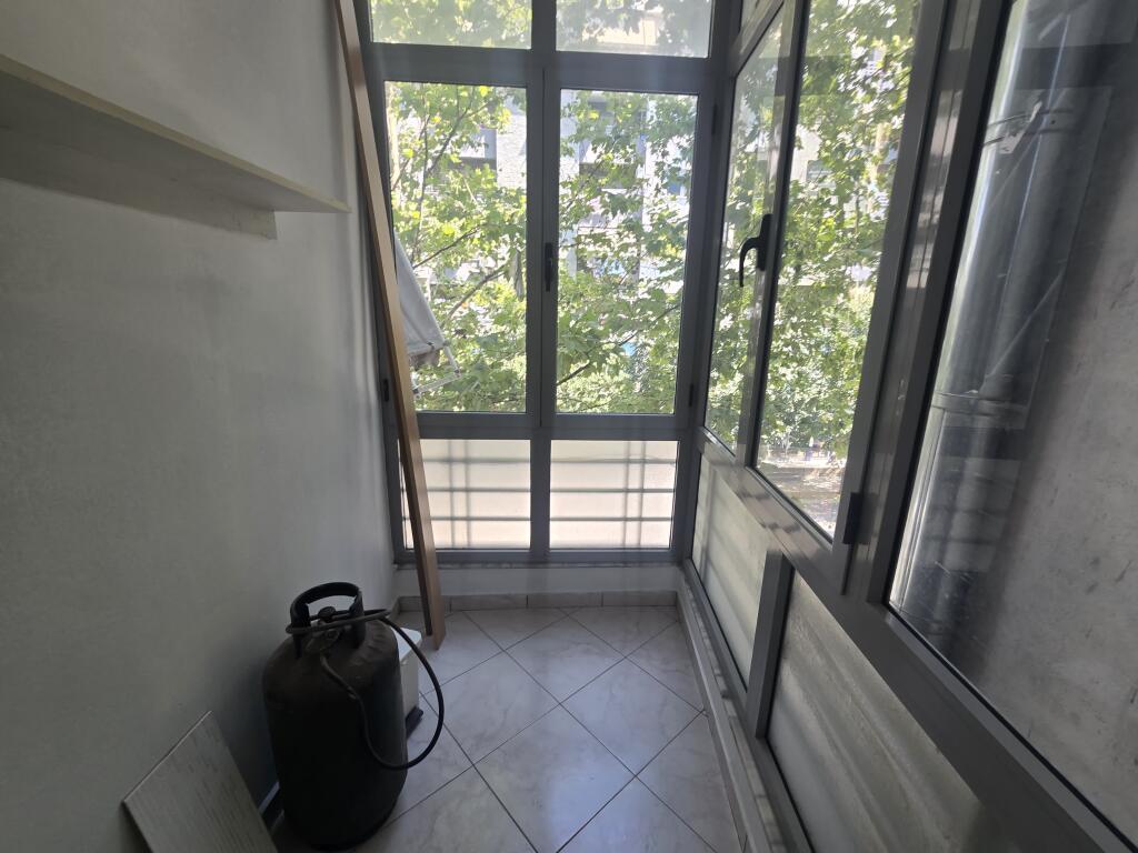 Apartament  2+1+ Ballkon me Qira ne Astir