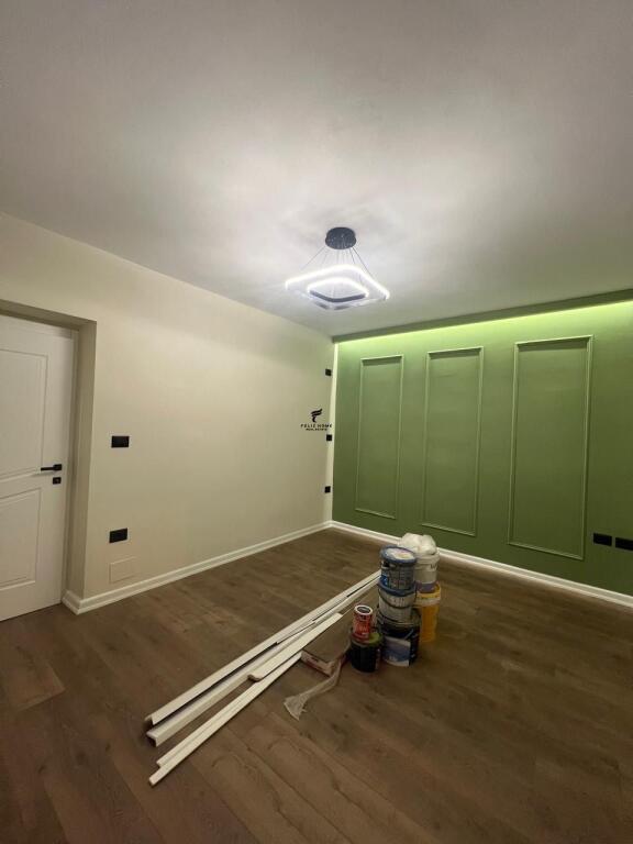 VENDESI APPARTAMENTO 1+1 MOZAIKU TIRANES 105.000 EURO
