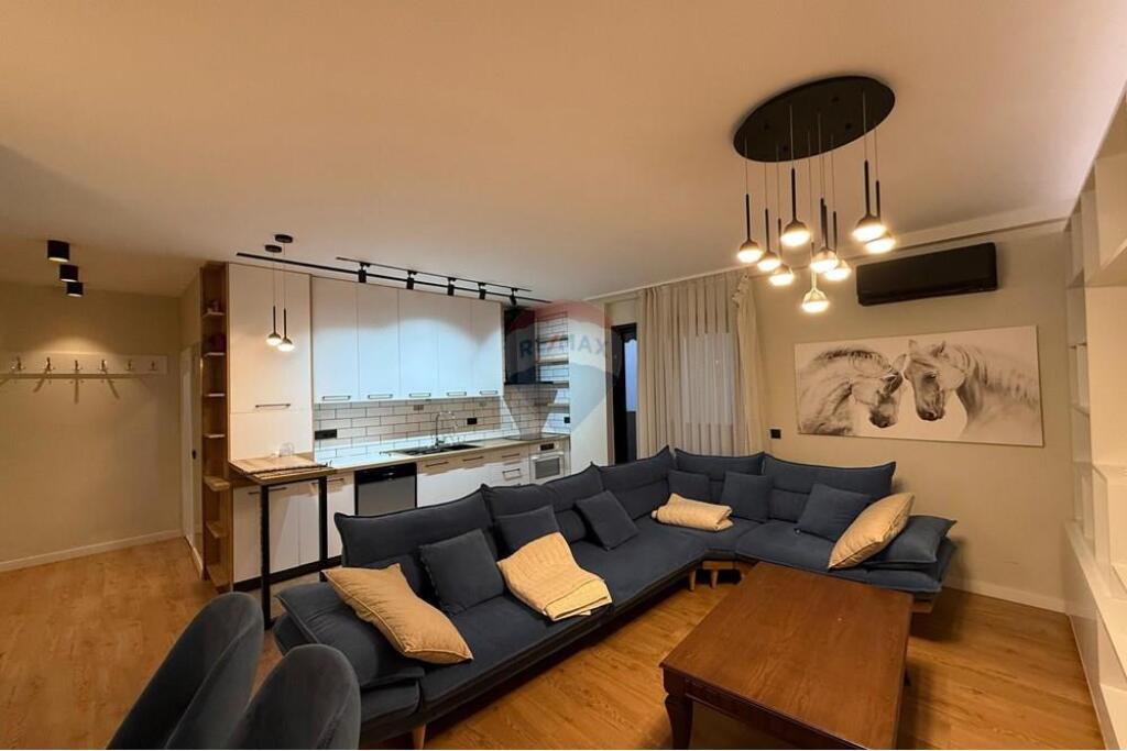 Apartament 2+1 Për Shitje Fresk