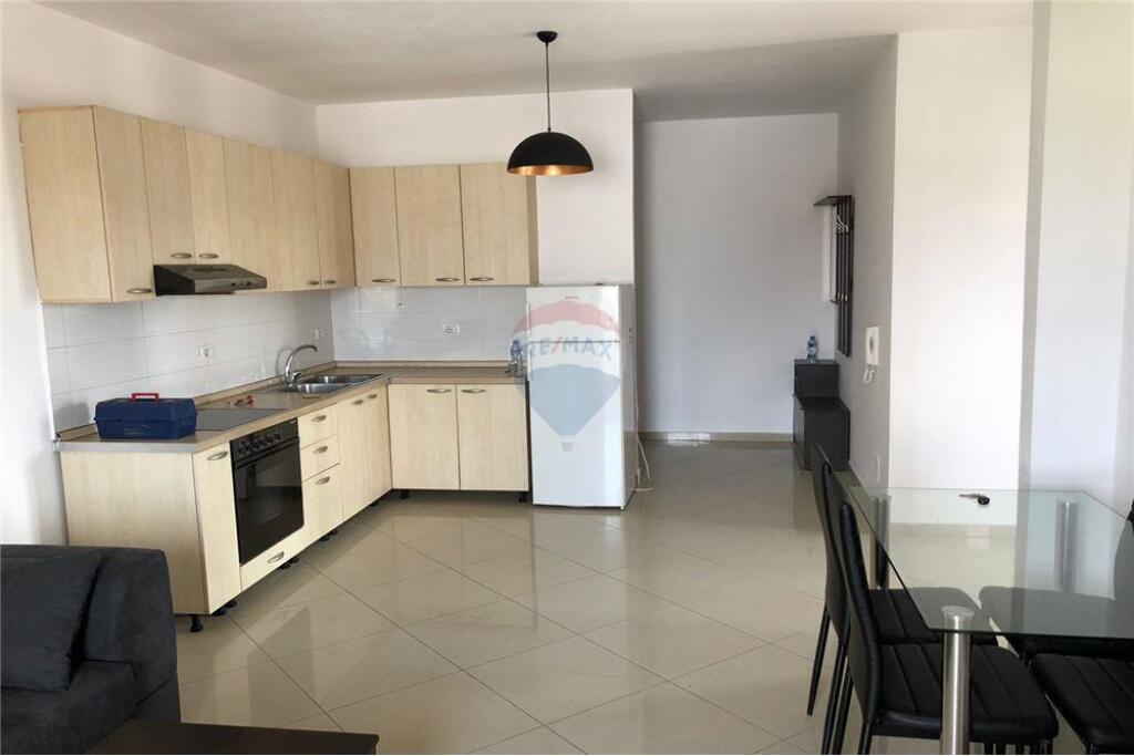 APARTAMENT 2+1+2 NE SHITJE ASTIR UNAZA E RE