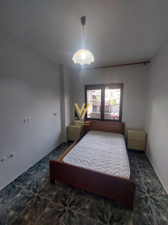 JEPET APARTAMENT 1+1+BLK ME QERA TE KODRA E DIELLIT 40.000 LEKE