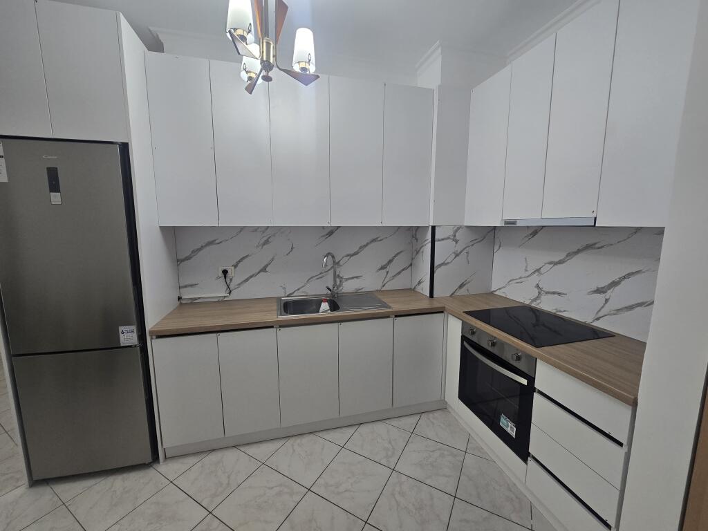 Apartament  2+1+ Ballkon me Qira ne Astir