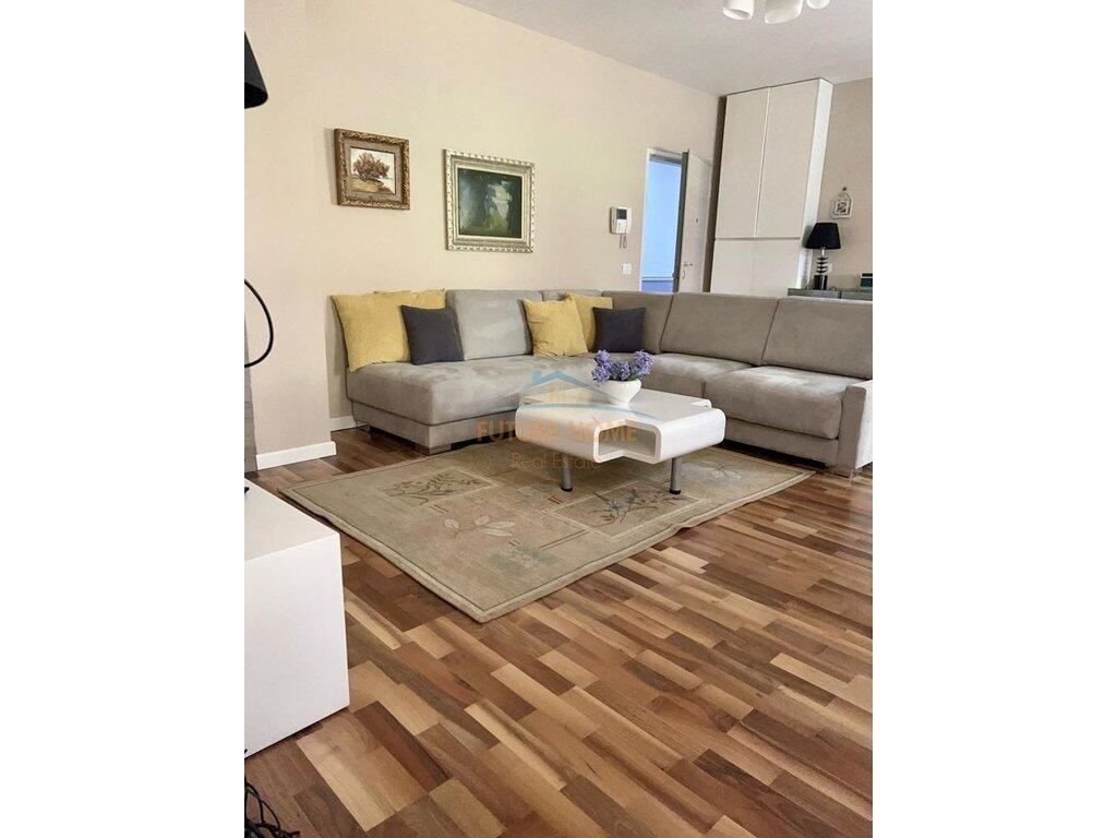 Qera, Apartament 1+1, Myslym Shyri