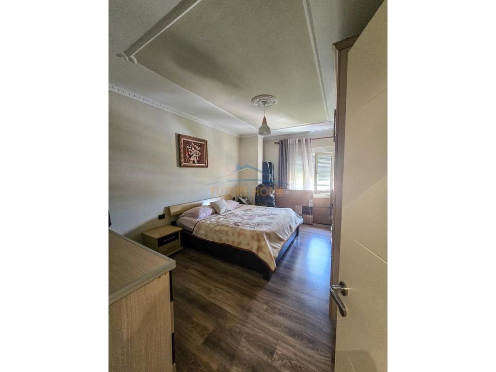 For sale, Apartment 2+1, Laprake, Tirana