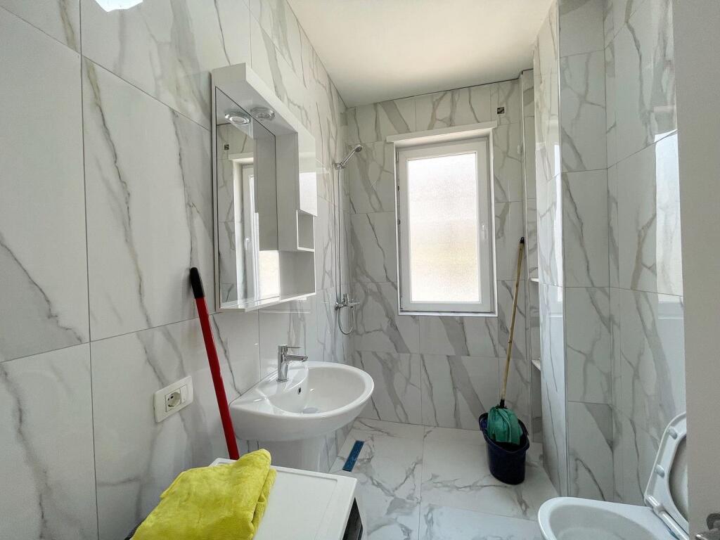 For rent 3+1+2 at Univers City, QTU