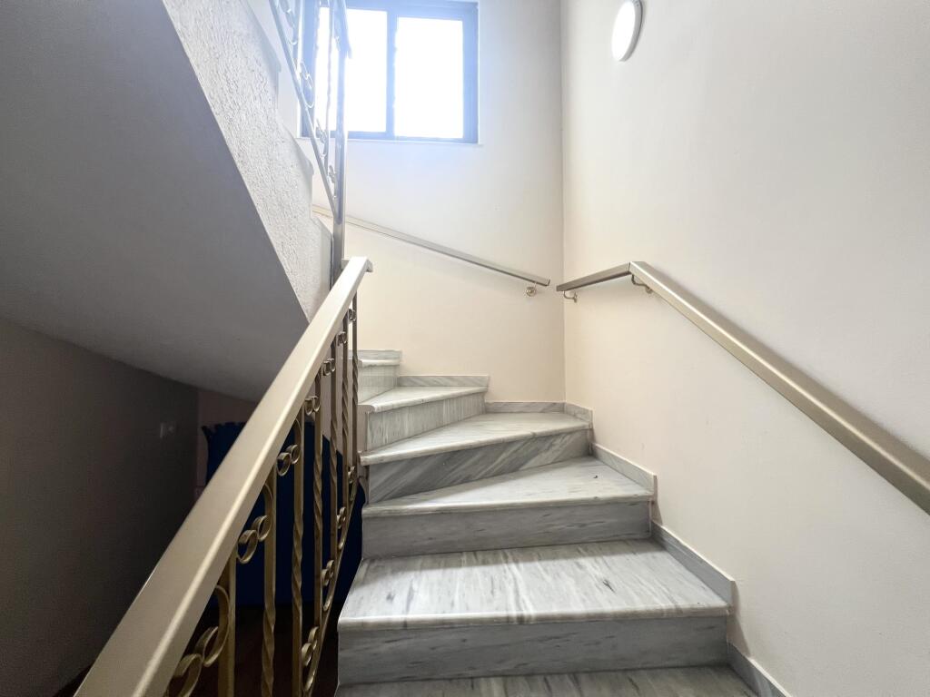 RENT 2-STORY VILLA BETWEEN XHAMLLIK AND BRRYL