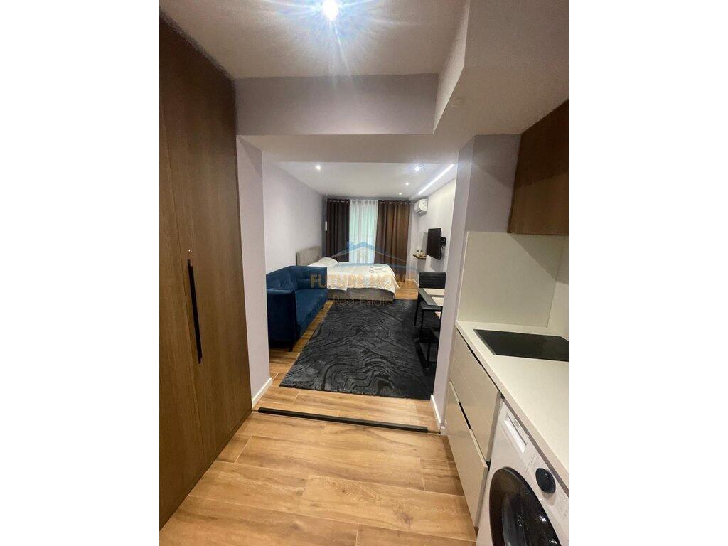 Shiten 3 Garsionere, Myslym Shyri, Tirane.