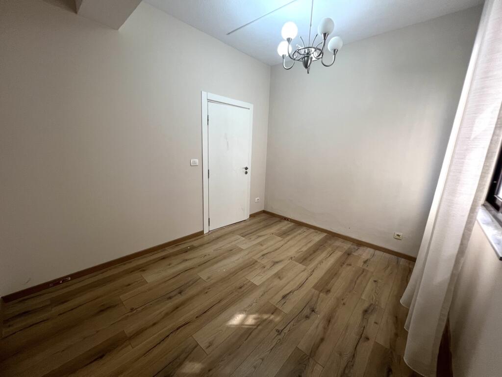RENT 2-STORY VILLA BETWEEN XHAMLLIK AND BRRYL