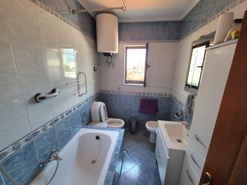Opportunity!!! Apartment 2+1+2 for sale in the center 106 m2(125,000 euro)