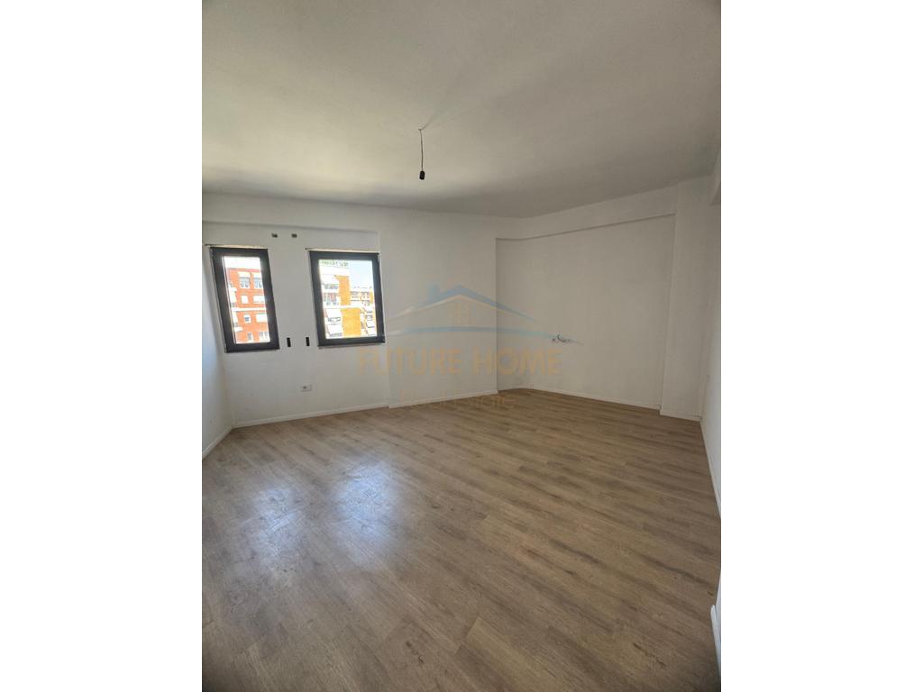 Shitet, Apartament 2+1+2, Oasis Residence, Unaza e Re