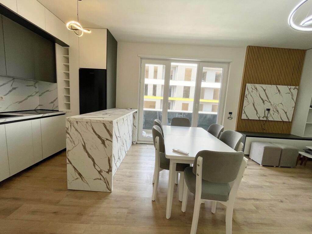 For rent 3+1+2 at Univers City, QTU