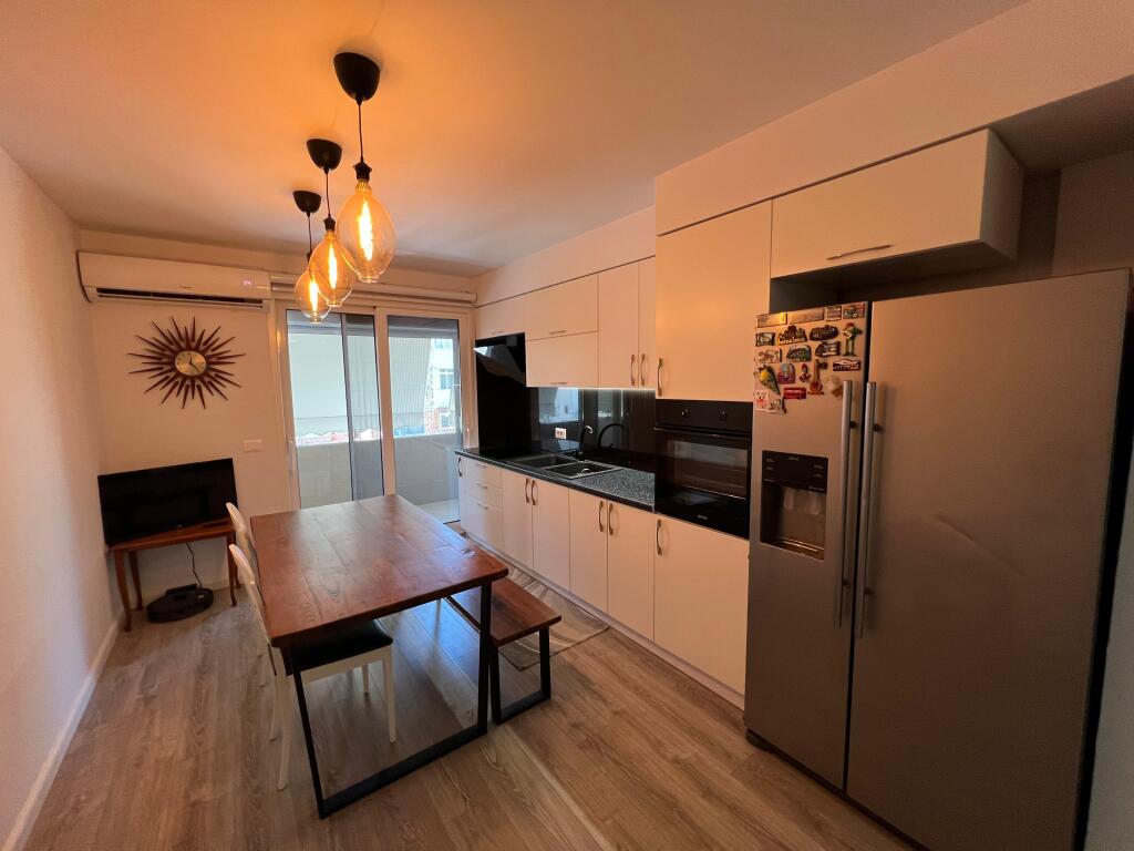 Apartment for rent in Bllok