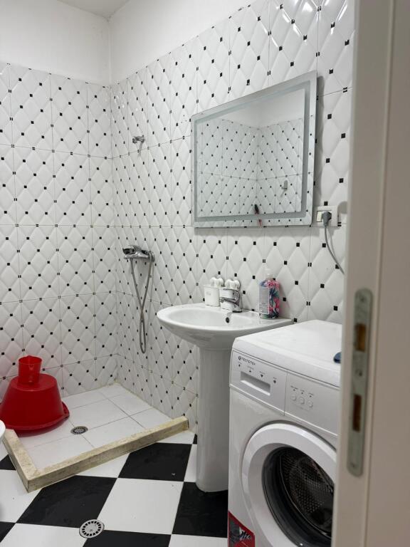Apartament 2+1 per qira, 21 Dhjetori