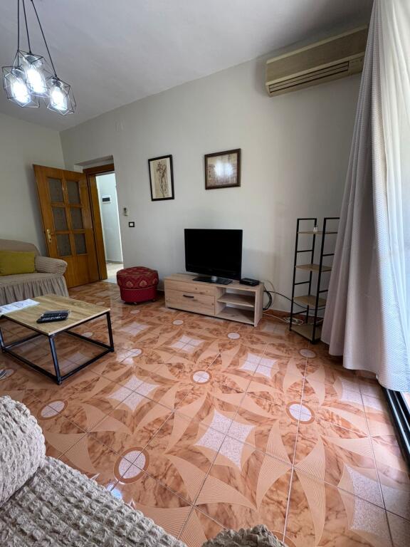 Jepet apartament 2+1 me qera ne Myslym Shyr