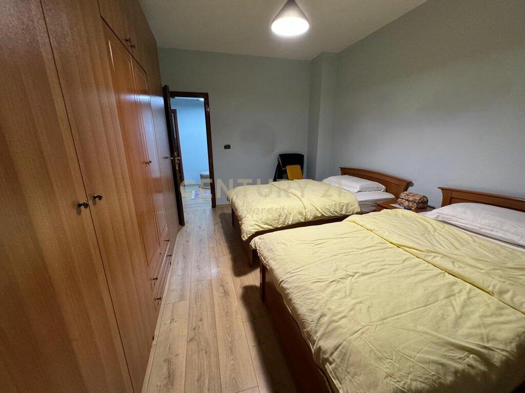 FOR SALE APARTMENT 2+1 + SHOP, OPPOSITE THE NEW MATERNITY!