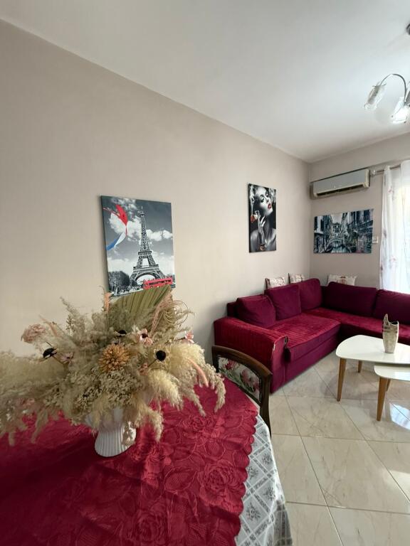 Affittasi Appartamento 1+1+1 Balcone