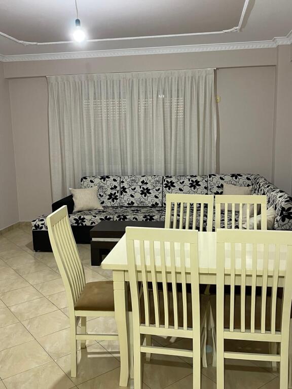 Apartament me qira