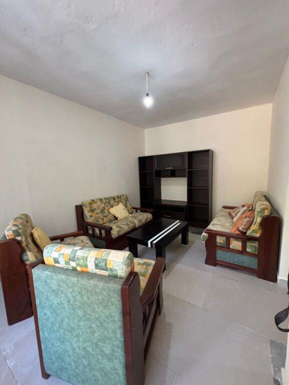 APARTAMENT ME QERA 2+1 SELITE 450 EURO
