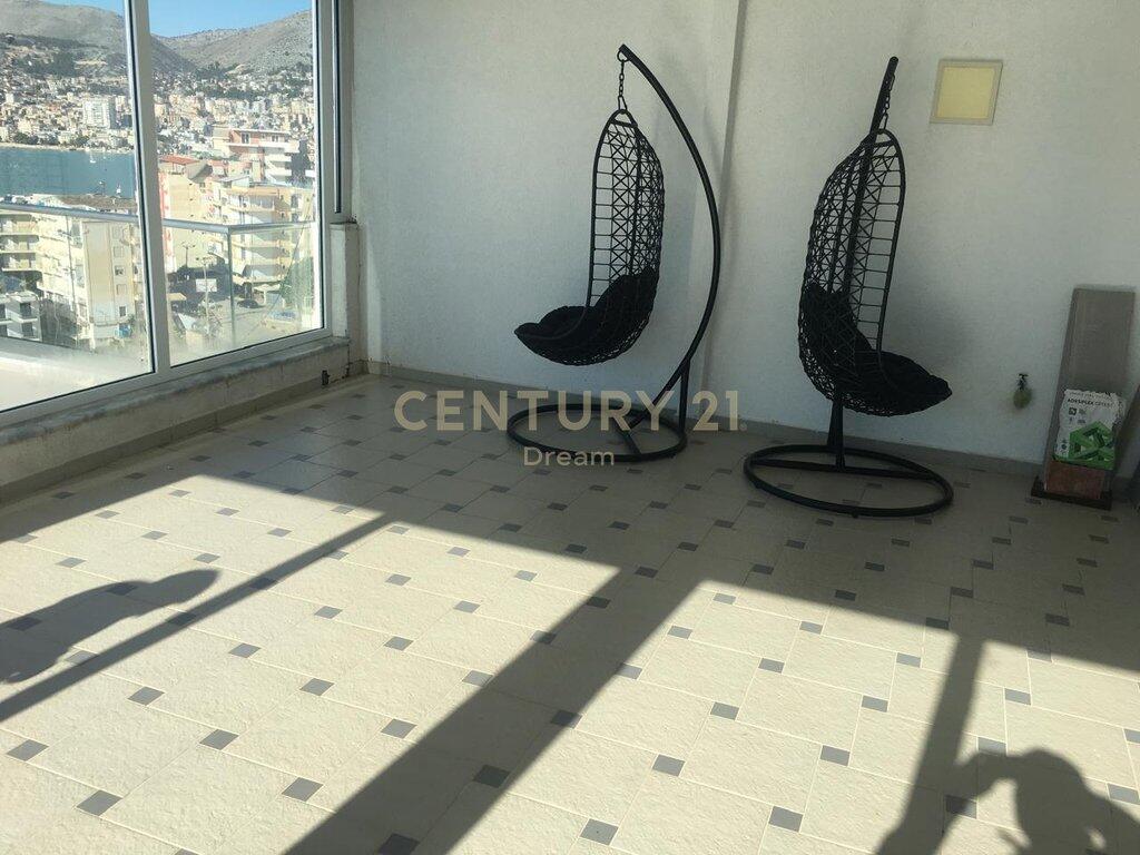 ATTICO IN VENDITA A SARANDA – VICINO A BOUVGAINVILLE BAY!