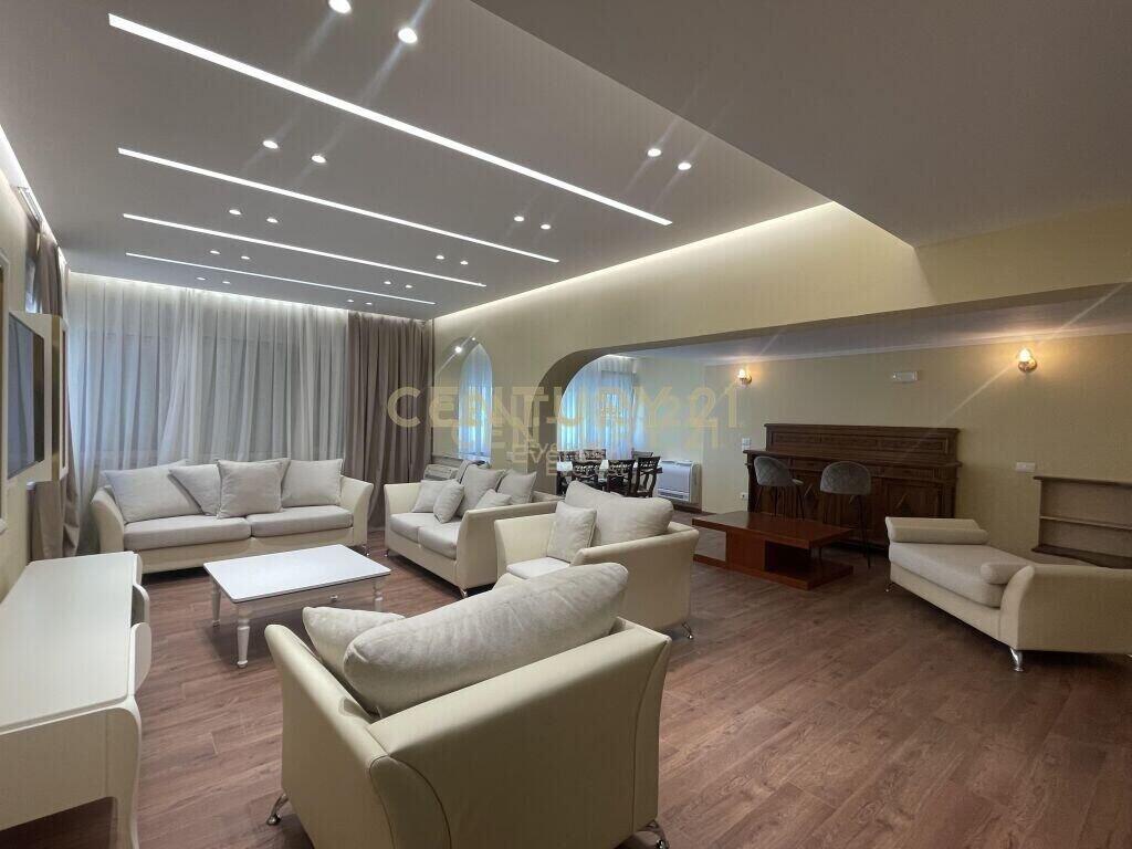 ISH-Block | Apartment 2+1+2 with separate kitchen for rent!