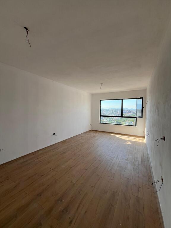 🏡Appartamento 2+1 in Vendita | 📍Ulliri, Kamez | 📐97m2 | 💶77.000€