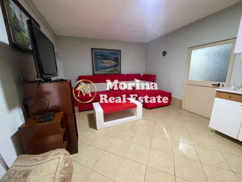 Affitto, Ingresso Privato 1+1, Myslym Shyri, 400 Euro/mese