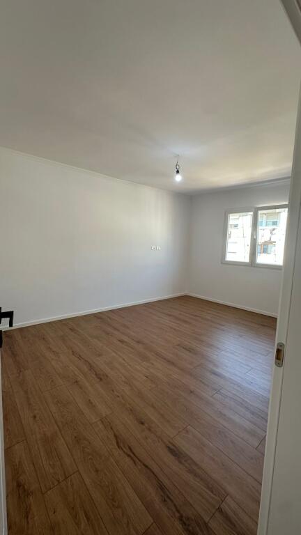 SHITET APARTAMENT 2+1 PEDIATRIA 129.000 EURO