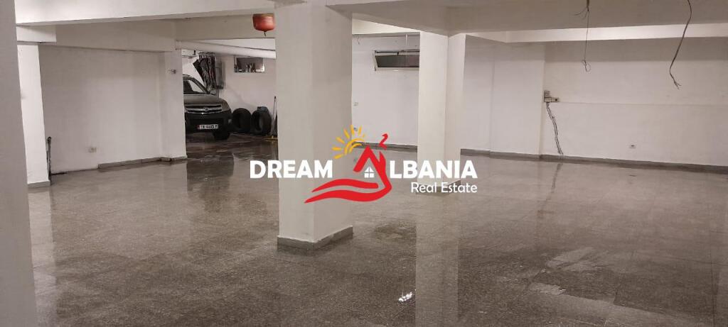 Business premises for rent in the Center at the beginning of the Durres road in Tirana ( 42611066)