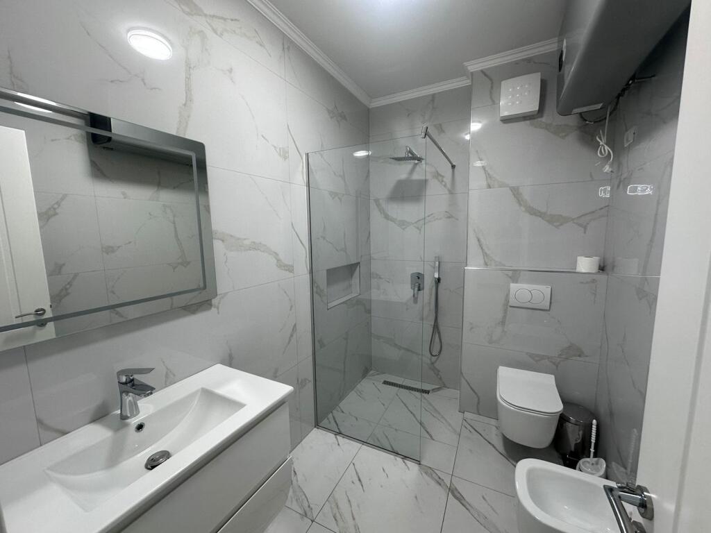 Qera 2+1+2 Don Bosko / Tirane