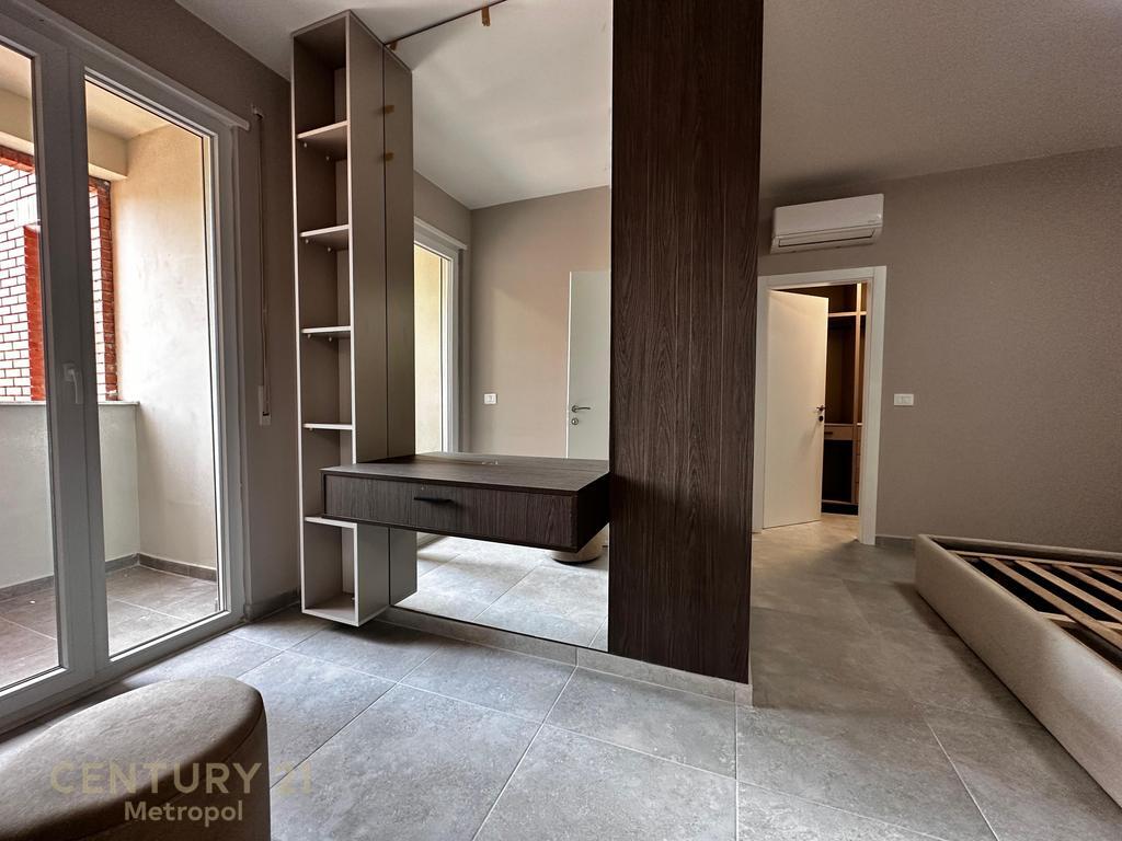 Tirana Golden Park Complex SELLS APARTMENT 1+1