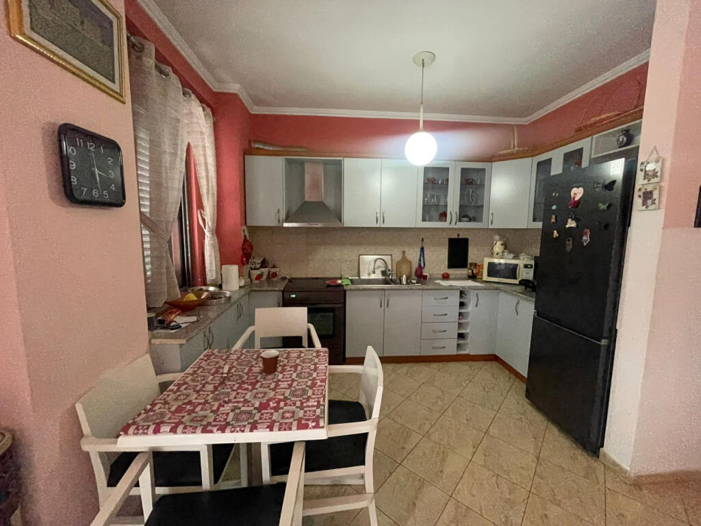 Apartment For Sale 3+1+2 Near Old Electric Market (ID B13093) Tirana