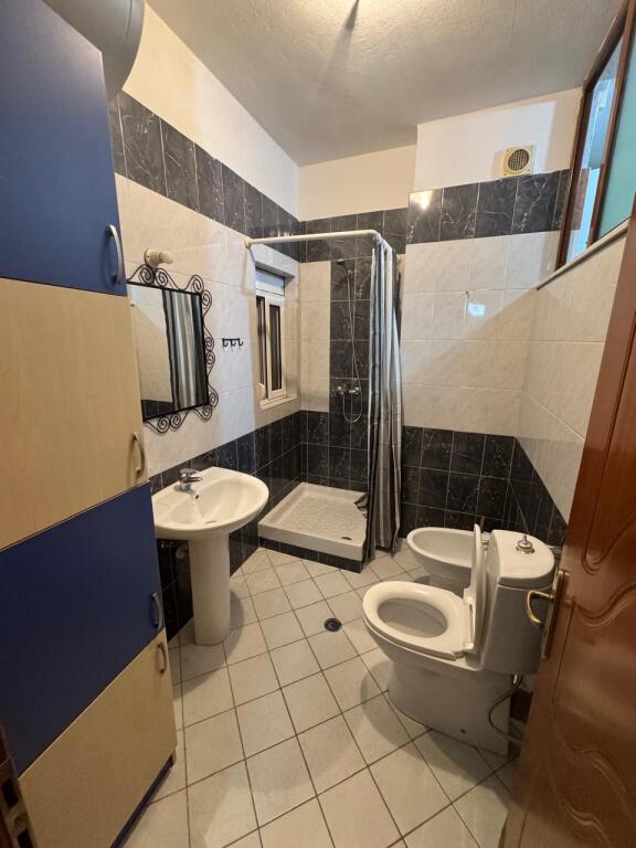 Super Apartament 2+1 për Qira (Brryli)