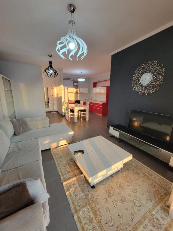 Qytet Studenti Jepet Apartament 2+1+2 Me Qera
