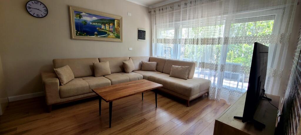 Duplex 2+1+2 për qira në "Rezidencen Kodra e Diellit 2"