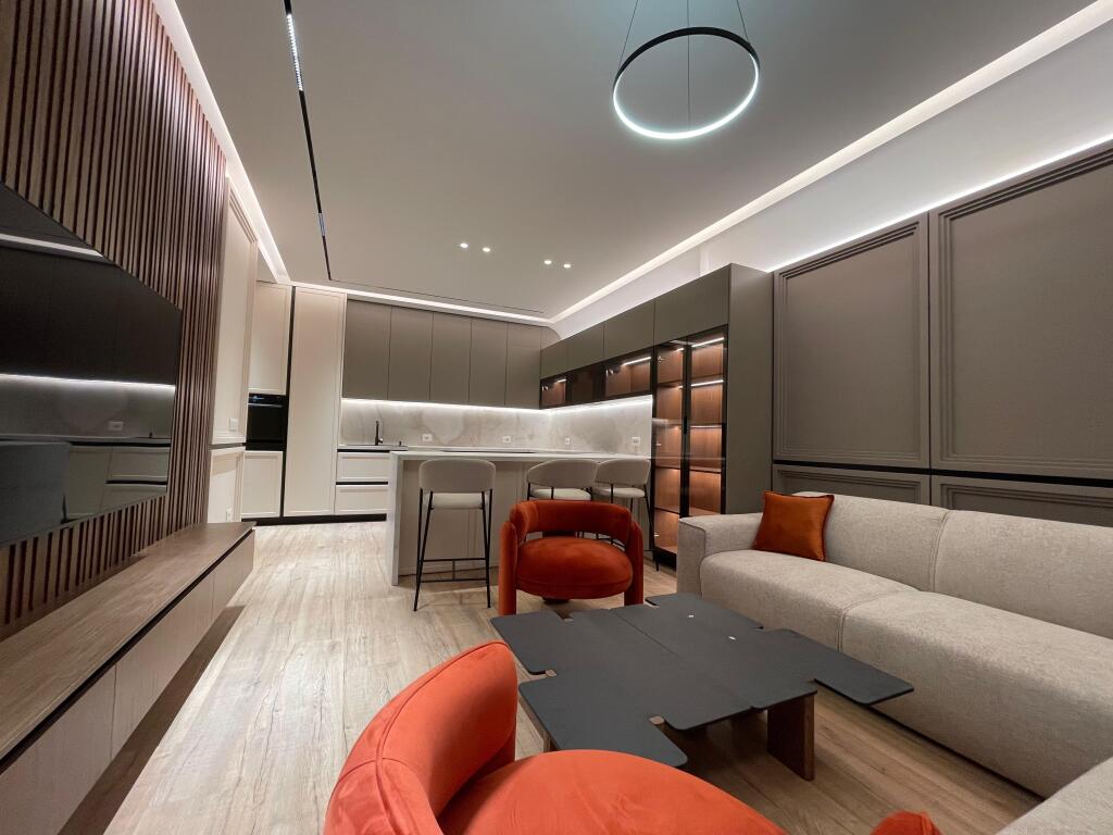 Apartament 2+1 me qira white palace ne paskuqan.