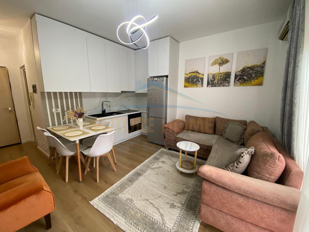 Shitet, Apartament 1+1 Fres