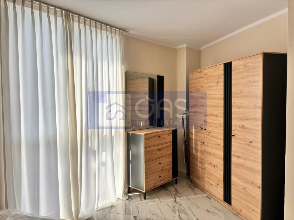 Jepet me qera apartament 1+1 ne  Yzberisht