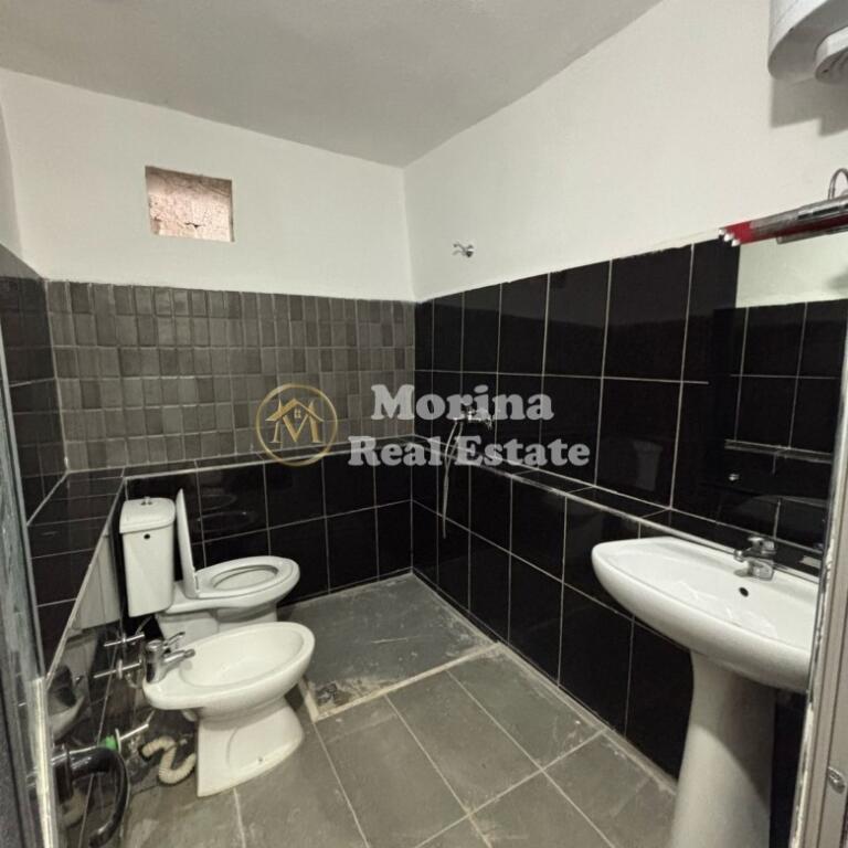 Affitto Ingresso privato 1+1, Selite, 450 euro