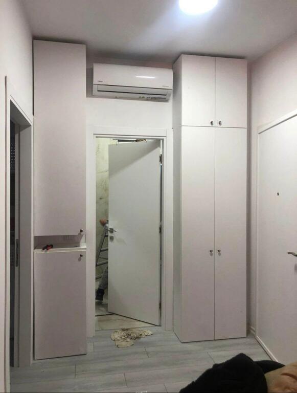 Shitet apartament 1+1 5 Maji