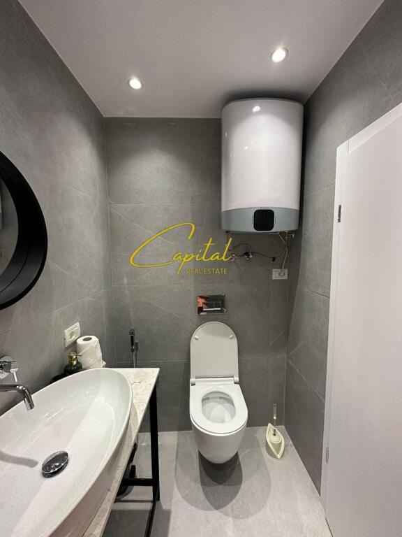MONOLOCALE IN AFFITTO VIA DURRES 60.000 LEKE