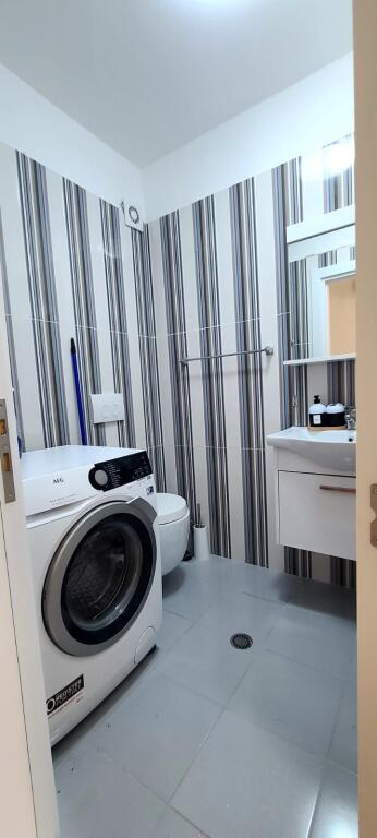 Duplex 2+1+2 për qira në "Rezidencen Kodra e Diellit 2"