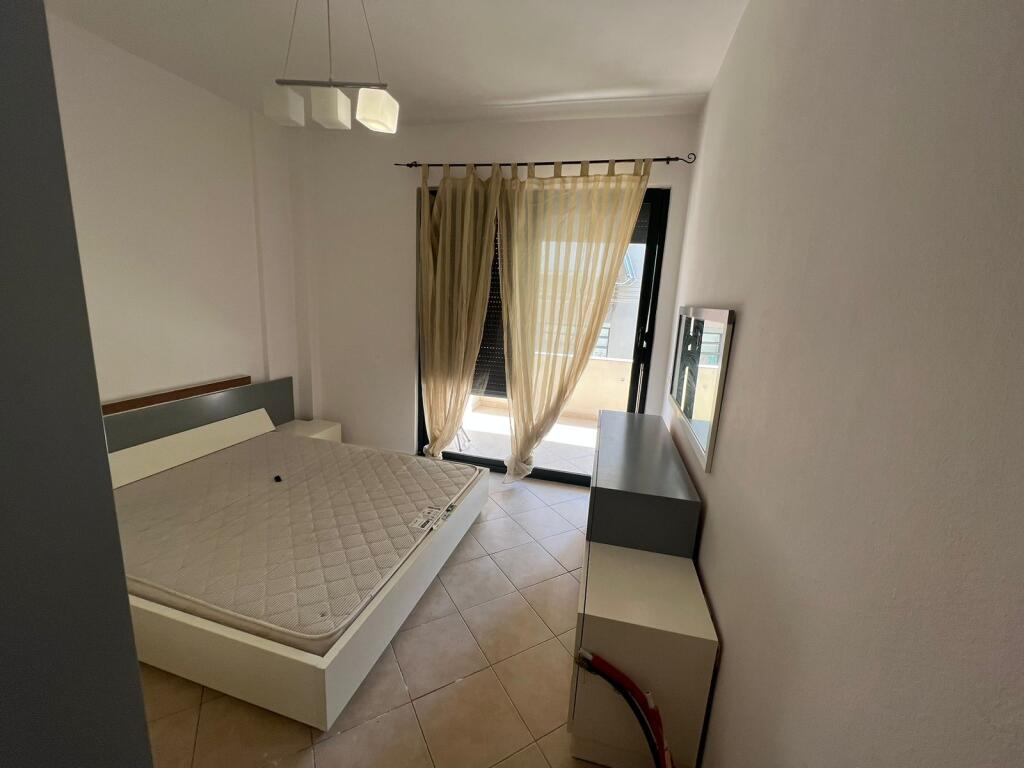 🏢Kodra e Diellit,Rr.Rrapo Hekali,jepet me qera apartament 2+1, i mobiluar : 50,000Leke