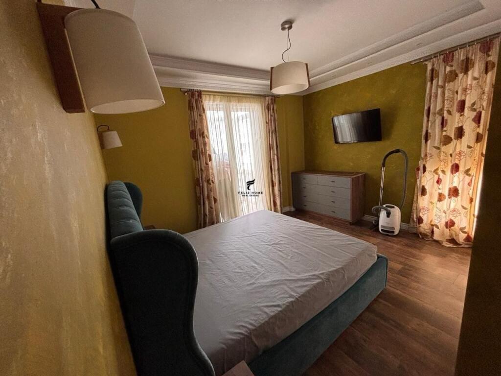 APPARTAMENTO IN AFFITTO 3+1+2 GIARDINO ZOOLOGICO 1800 EURO